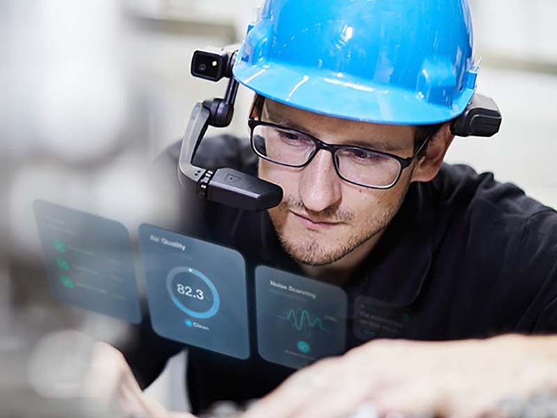 Engineering uses RealWear headset with remote connectivity to perform machine updates
